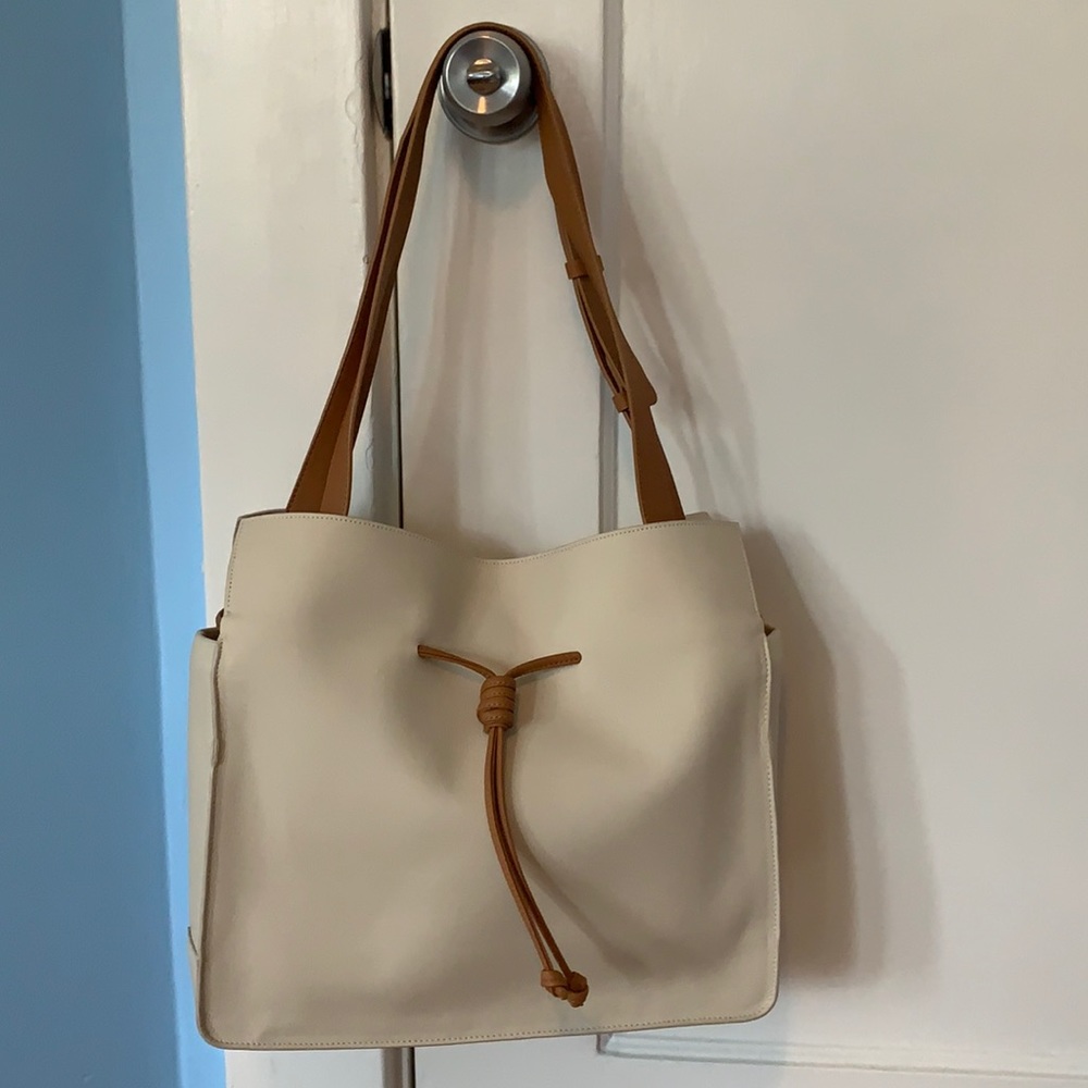 Like New Von Holzhausen Vegan Medium Shopper